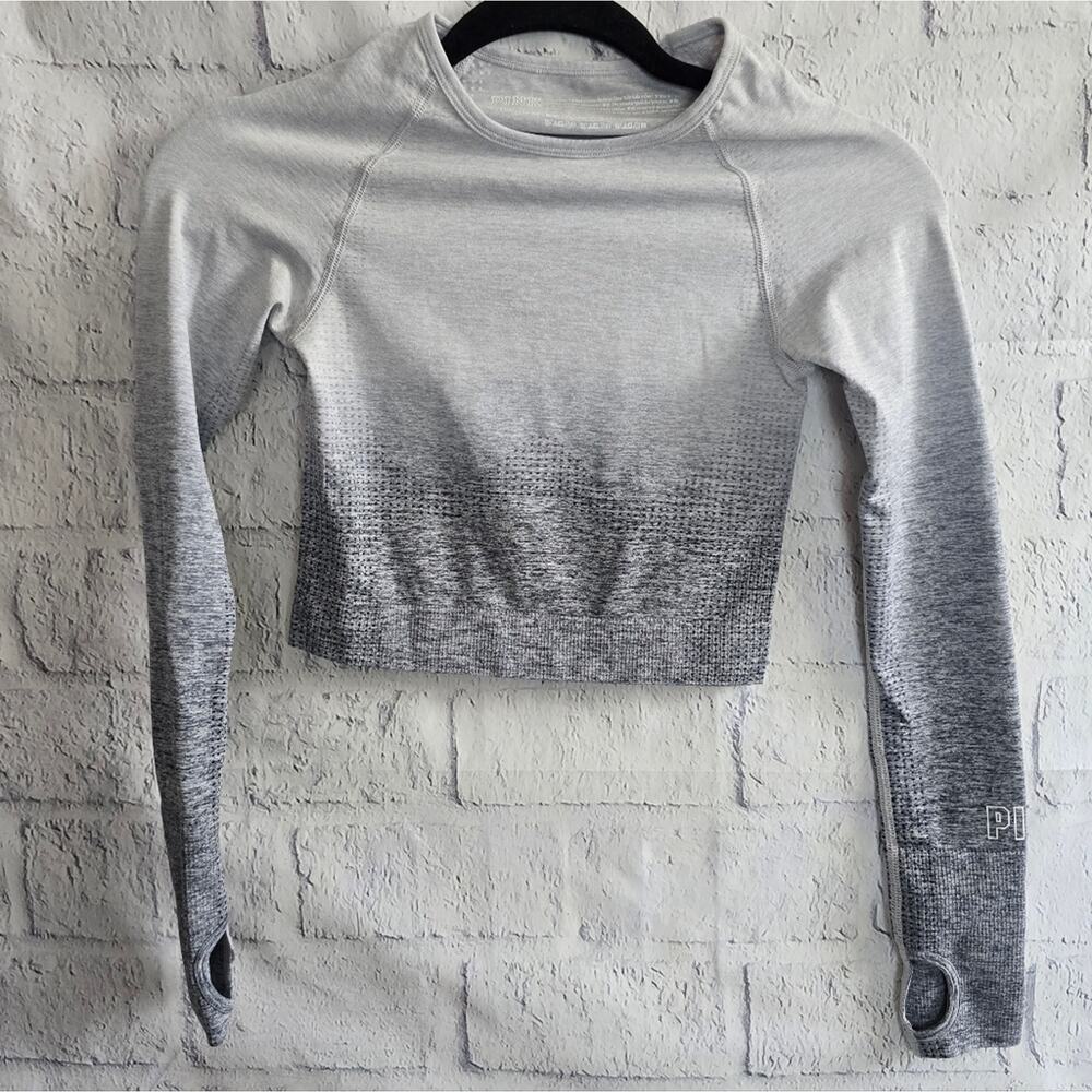 Victoria's Secret PINK Gray Ombre Long Sleeve Seamless Workout Crop Top XS
